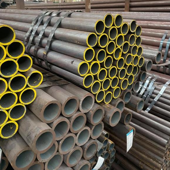 合金無縫(féng)鋼管廠家直(zhí)銷商